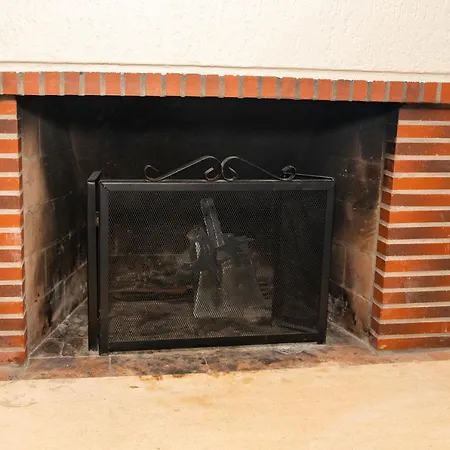 Macribete 2 - Next To The Sanctuary Of Otel