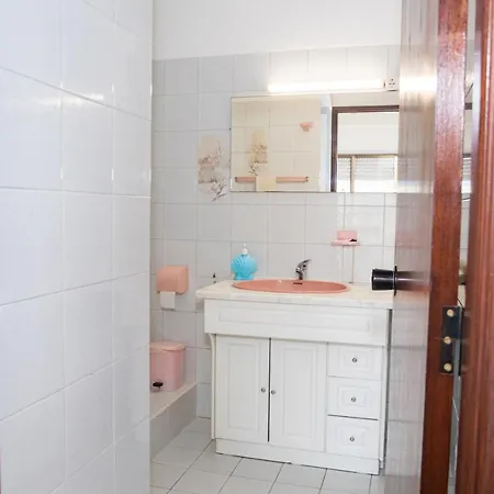 Macribete 2 - Next To The Sanctuary Of Bed & Breakfast Fatima